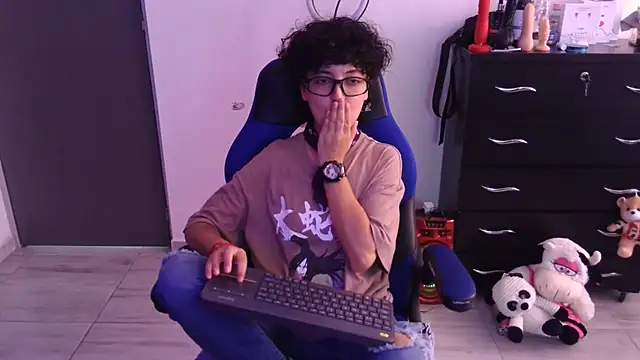 thomascooper7 online show from 03/15/26, 06:26