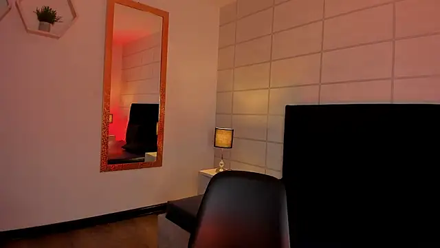 Christine Laam online show from 02/03/26, 12:21