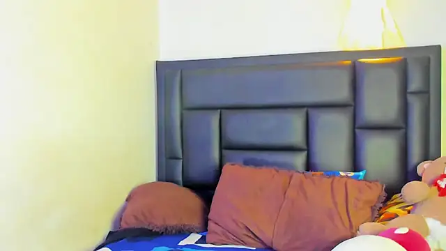 GiselleBlare online show from 10/25/25, 11:16