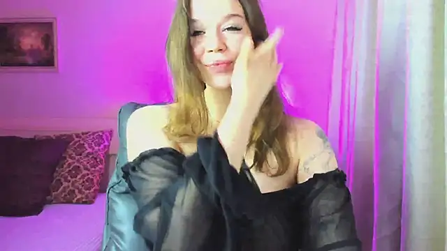 Eva Conors  online show from 05/08/26, 01:09