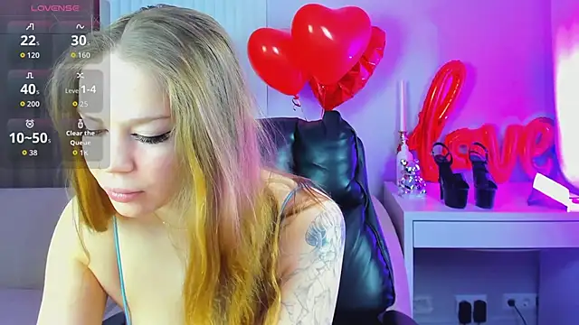 Eva Conors  online show from 03/06/26, 01:00