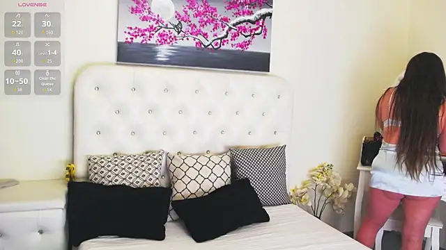 Ysabell01 online show from 12/01/25, 05:30