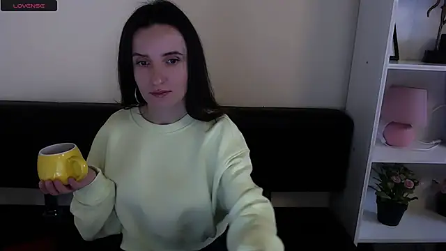 Snapshot of LaimaV_ chatting on 01/12/25, 08:04 LaimaV online show from 01/12/25, 08:04