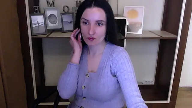 LaimaV  online show from 04/22/26, 09:21