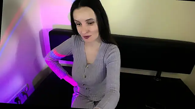 LaimaV  online show from 01/10/26, 04:46