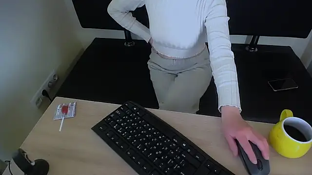 LaimaV  online show from 11/09/25, 09:46