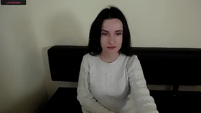 Snapshot of LaimaV_ chatting on 10/05/25, 11:12 LaimaV online show from 10/05/25, 11:12
