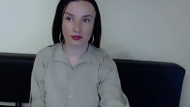 LaimaV  online show from 05/05/26, 05:16