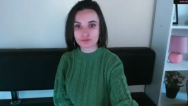 Snapshot of LaimaV_ chatting on 01/02/25, 05:29 LaimaV online show from 01/02/25, 05:29