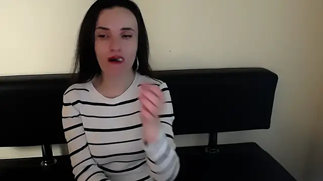 LaimaV  online show from 03/19/26, 10:10