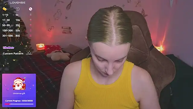 Fluffy muffin  online show from 12/15/25, 10:21