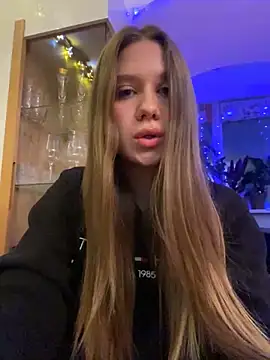 Bodee Cat  online show from 12/06/24, 03:06