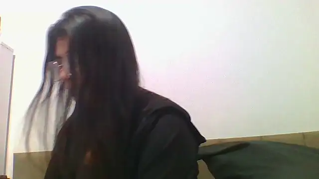 Snapshot of isa_ofc2024 chatting on 05/20/26, 04:48 isa ofc2024 online show from 05/20/26, 04:48