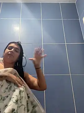 Snapshot of isa_ofc2024 chatting on 02/01/25, 09:51 isa ofc2024 online show from 02/01/25, 09:51