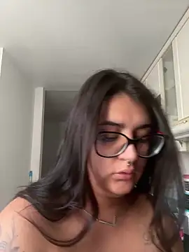 Snapshot of isa_ofc2024 chatting on 12/10/24, 10:17 isa ofc2024 online show from 12/10/24, 10:17