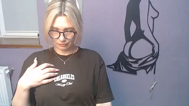 Snapshot of _sexy_lady chatting on 05/21/26, 12:46 sexy lady online show from 05/21/26, 12:46