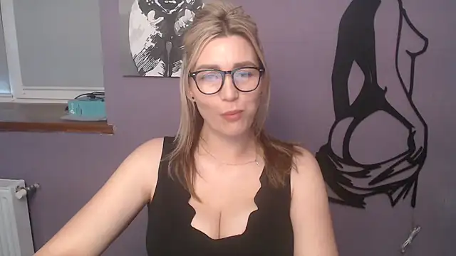 Snapshot of _sexy_lady chatting on 05/27/26, 02:13 sexy lady online show from 05/27/26, 02:13
