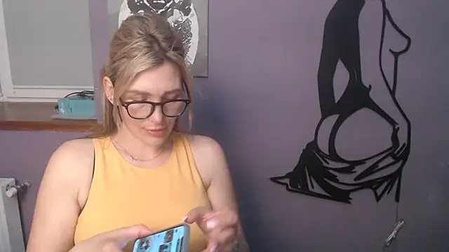 Snapshot of _sexy_lady chatting on 05/28/26, 12:11 sexy lady online show from 05/28/26, 12:11