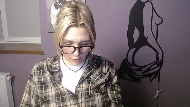  sexy lady online show from 03/04/26, 01:41