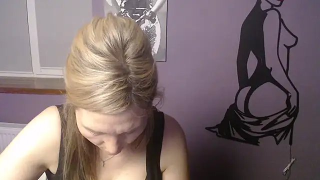 Snapshot of _sexy_lady chatting on 05/15/26, 12:58 sexy lady online show from 05/15/26, 12:58