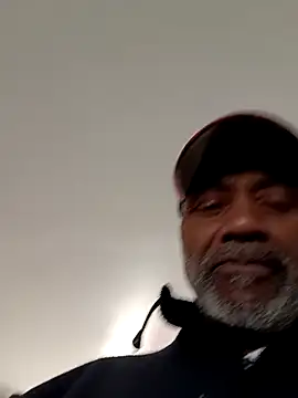 Snapshot of yasohw chatting on 11/12/25, 08:56 yasohw online show from 11/12/25, 08:56