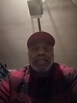 Snapshot of yasohw chatting on 01/28/25, 02:43 yasohw online show from 01/28/25, 02:43