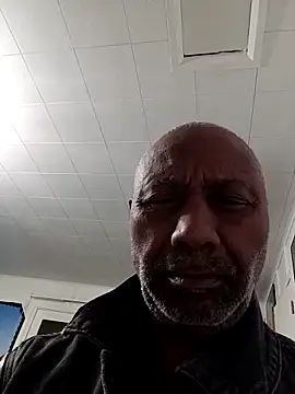 Snapshot of yasohw chatting on 12/01/25, 03:29 yasohw online show from 12/01/25, 03:29