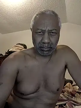 Snapshot of yasohw chatting on 01/16/25, 01:25 yasohw online show from 01/16/25, 01:25