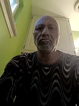 Snapshot of yasohw chatting on 12/05/25, 01:32 yasohw online show from 12/05/25, 01:32