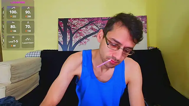 HungEddy online show from 10/25/25, 09:04