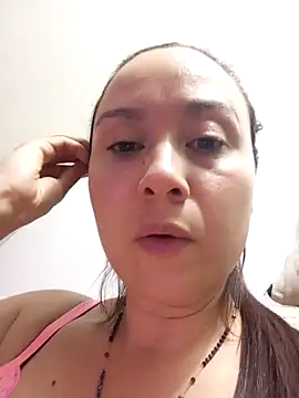 Snapshot of RenataSexy_ chatting on 02/24/25, 03:23 RenataSexy online show from 02/24/25, 03:23