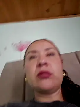 Snapshot of RenataSexy_ chatting on 12/16/25, 06:23 RenataSexy online show from 12/16/25, 06:23