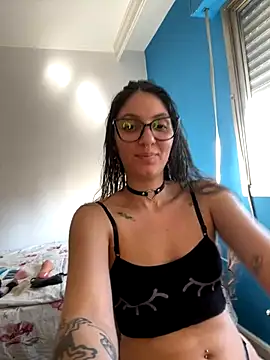 Snapshot of DianaSartori chatting on 09/10/25, 07:13 DianaSartori online show from 09/10/25, 07:13