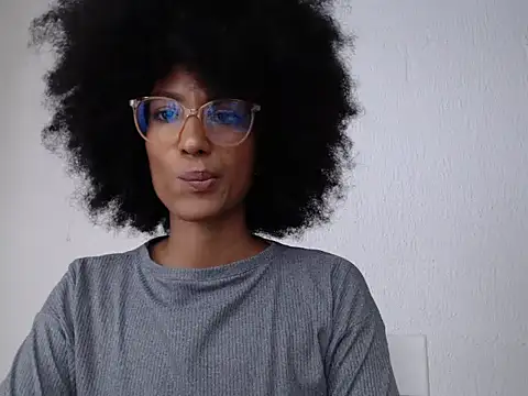 violettamartins online show from 04/28/26, 08:46