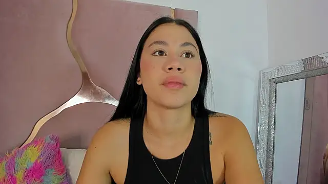 Snapshot of Sofia-candyht chatting on 03/05/26, 08:38 Sofia-candyht online show from 03/05/26, 08:38