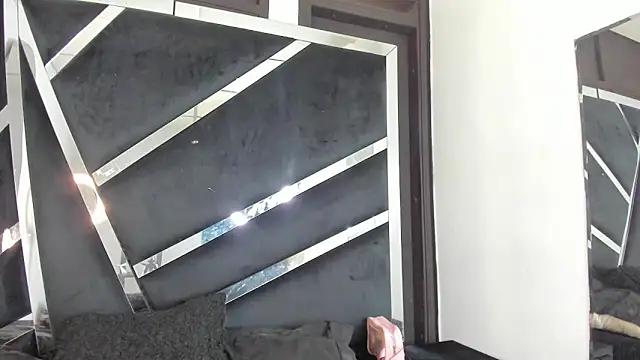 Snapshot of Sofia-candyht chatting on 04/13/26, 05:17 Sofia-candyht online show from 04/13/26, 05:17