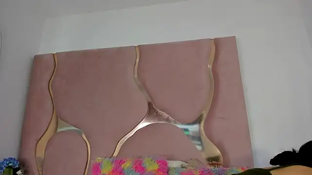 Snapshot of Sofia-candyht chatting on 03/31/26, 08:33 Sofia-candyht online show from 03/31/26, 08:33