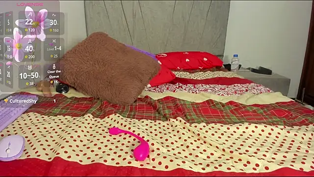 tammy  brown online show from 12/04/25, 12:04