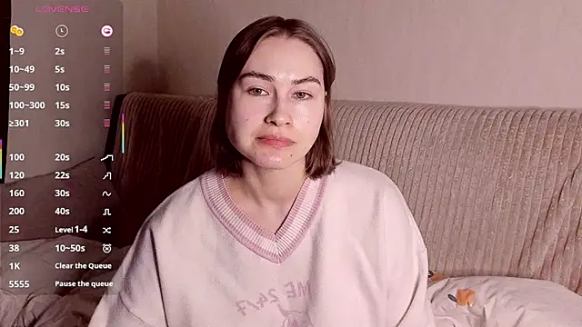 Snapshot of sleeeep_y chatting on 01/13/26, 06:39 sleeeep y online show from 01/13/26, 06:39