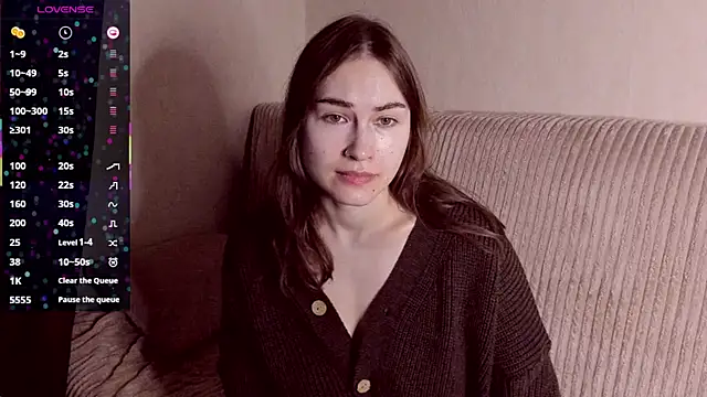 Snapshot of sleeeep_y chatting on 10/23/25, 05:39 sleeeep y online show from 10/23/25, 05:39