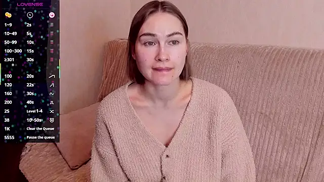 Snapshot of sleeeep_y chatting on 11/16/25, 05:39 sleeeep y online show from 11/16/25, 05:39