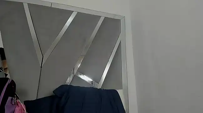 arihtx online show from 12/07/24, 01:52