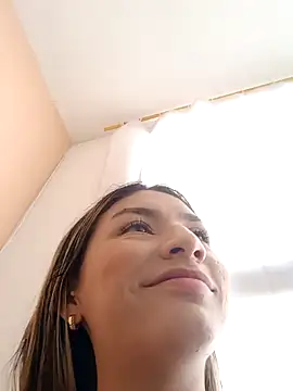 Snapshot of GIRL_DONCELLA chatting on 03/16/25, 05:07 GIRL DONCELLA online show from 03/16/25, 05:07