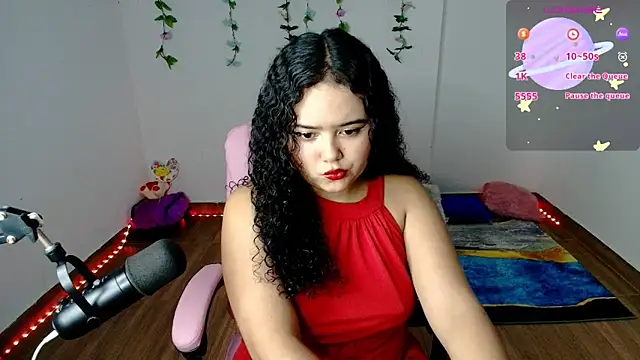 Snapshot of Dulce_Julietha chatting on 02/14/25, 08:05 Dulce Julietha online show from 02/14/25, 08:05