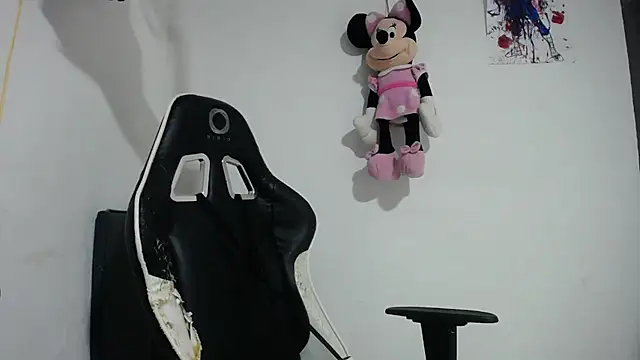 Snapshot of bulma_milk chatting on 09/10/25, 03:16 bulma milk online show from 09/10/25, 03:16