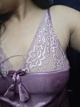 Nisha027 online show from 06/30/26, 12:43