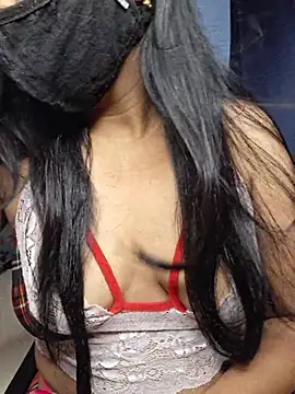Nisha027 online show from 05/25/26, 11:47