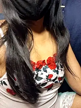 Nisha027 online show from 04/03/26, 12:28