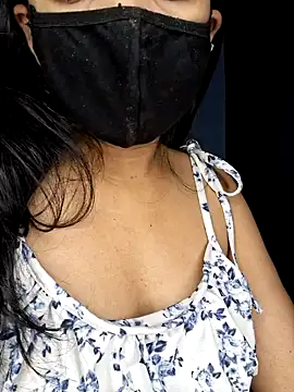 Nisha027 online show from 11/06/25, 11:53