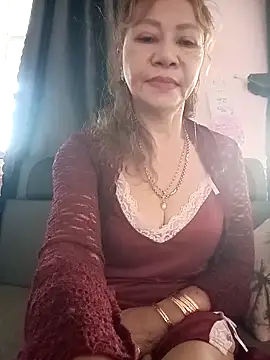 Snapshot of Baby-sexysweet69 chatting on 10/17/25, 12:14 Baby-sexysweet69 online show from 10/17/25, 12:14